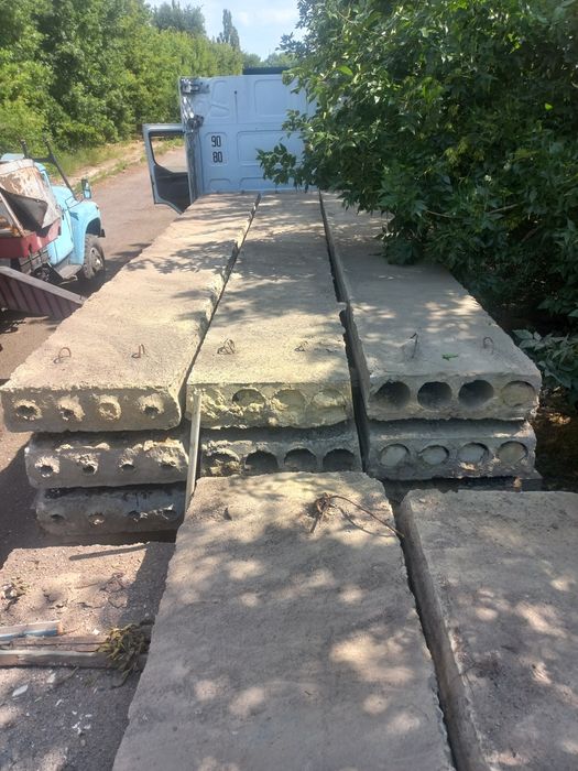 Продам плити перекриття (пустотку)