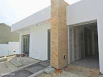 Moradia T3 com piscina