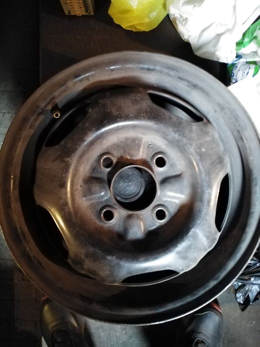 Продам два диска