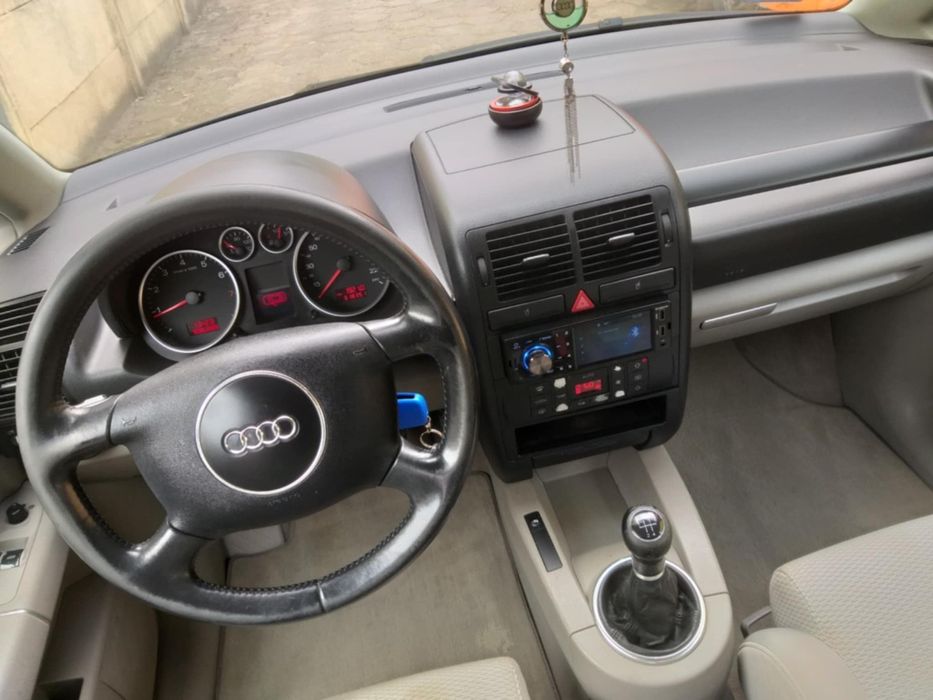 Audi A2 1.6 Benzyna 2002 r ekonomiczny KLIMA Serwisowany
