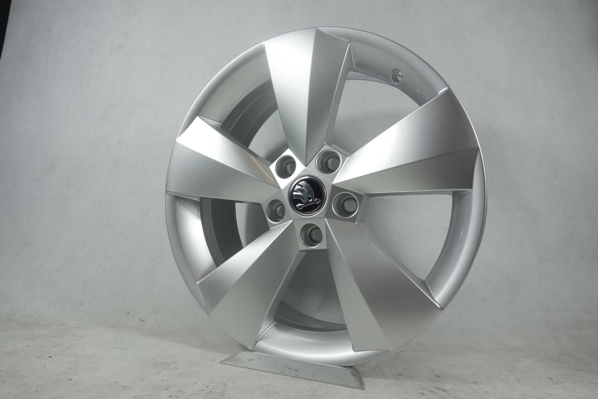 Alufelgi 17" 5x112 Skoda Kodiaq Superb Octavia Audi Vw Srebrne 774