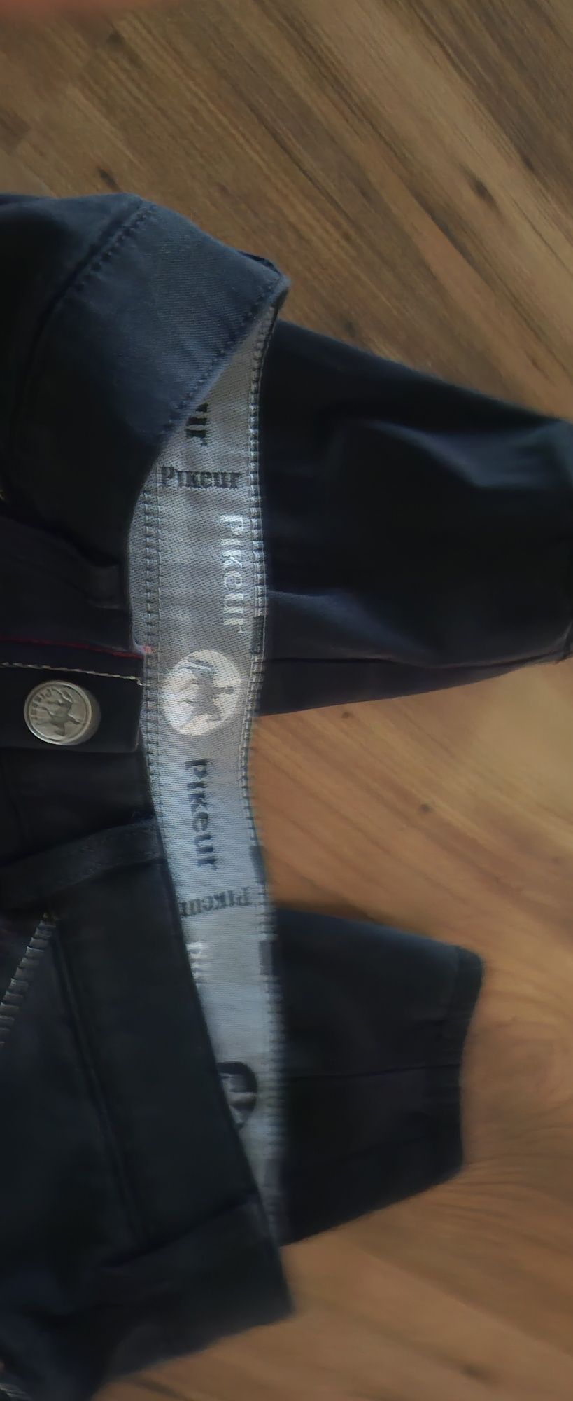 Praktycznie nowe spodnie bryczesy do jazdy konnej Pikeur r 140