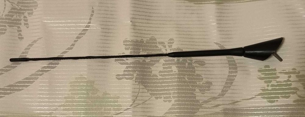 Антенна автомобильная иномарка 47см