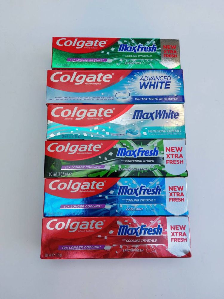 Зубная щетка colgate