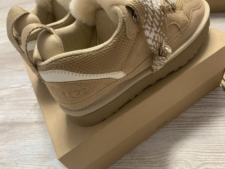 В наявності UGG Lowmel 36, 37, 38, 39, 40