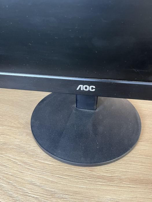 Monitor LCD firma AOC