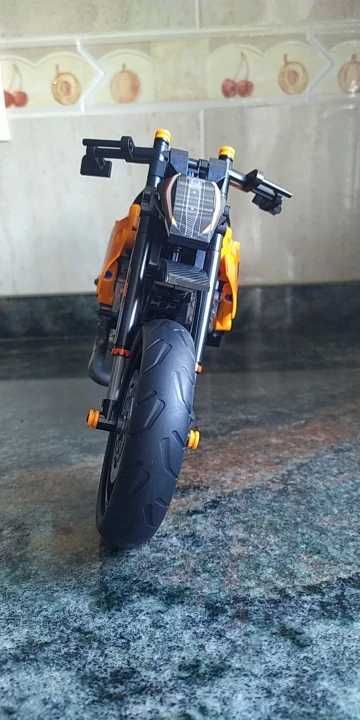Motocykl KTM DUKE jak klocki Lego Technic