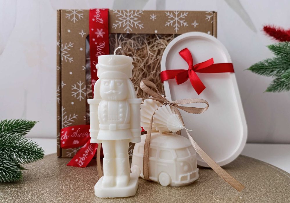 Zestaw prezentowy 3 świece sojowe box święta mikołaj choinka samochód