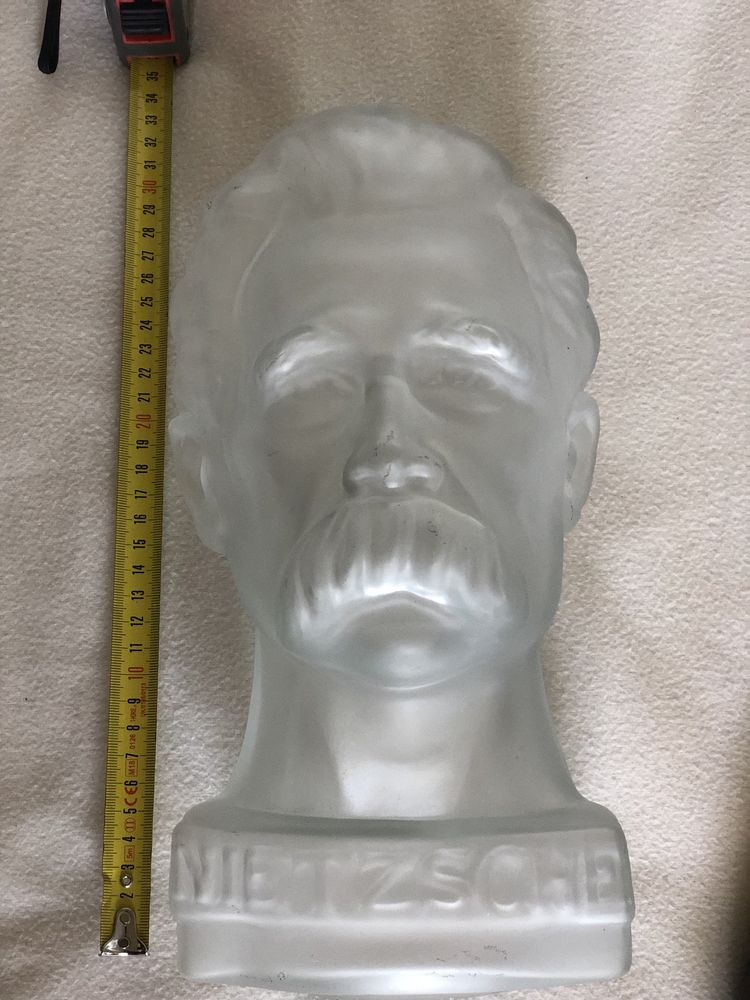 Escultura do Nirtzsche 30 cm