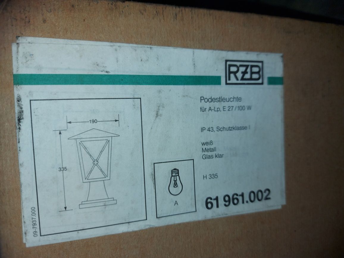 Lampa latarnia ogrodowa biała 230V.