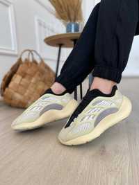 Кросівки Adidas Yeezy Boost 700 V3 Azael (36)