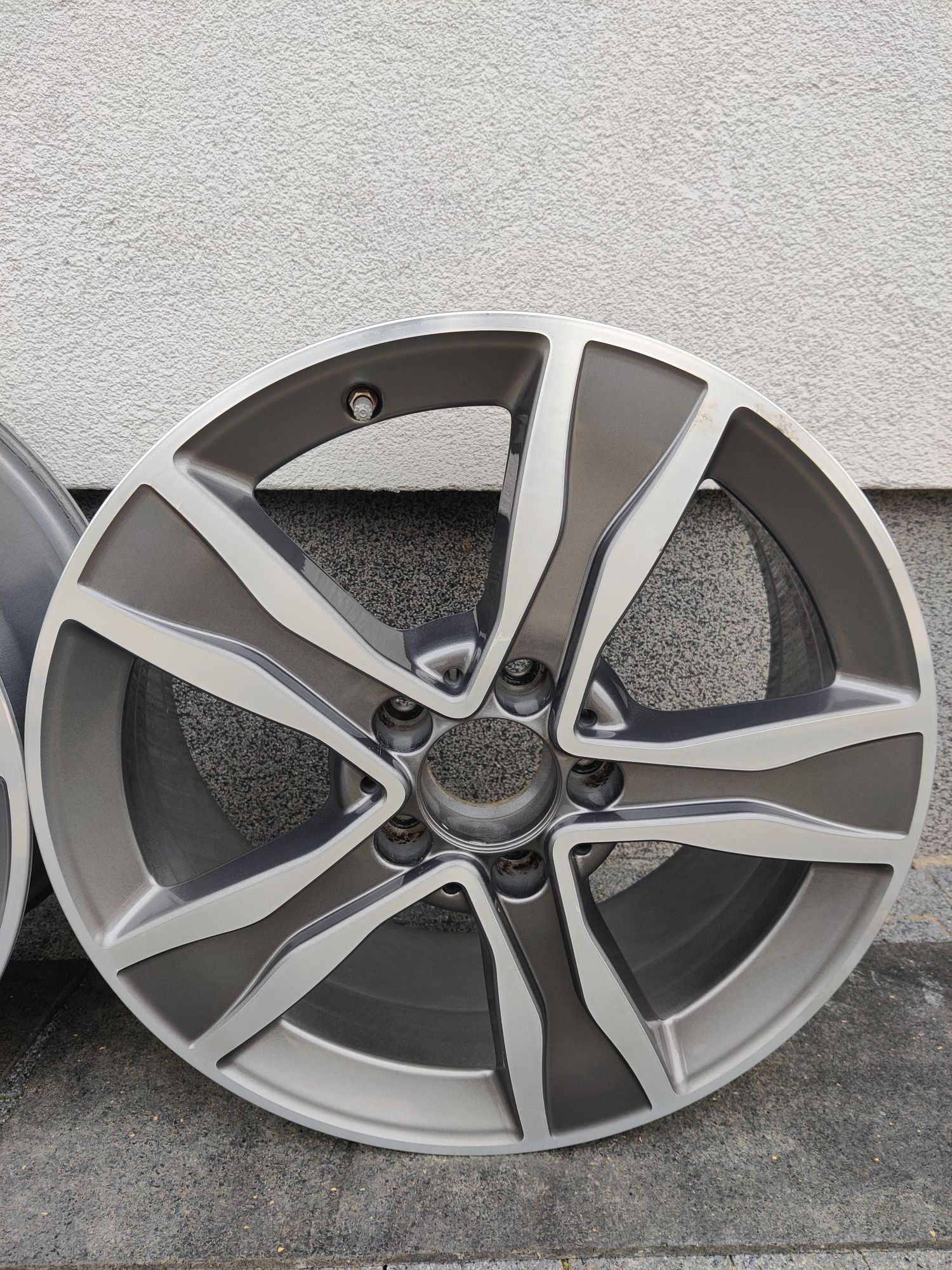 Oryginalne Felgi Mercedes 17" 5x112 CLA A B C E Klass czujniki TPMS