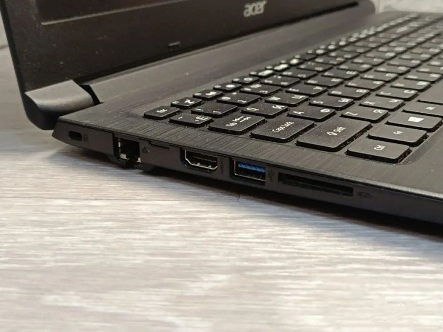 ACER Aspire 15.6" 2022 Intel 4 ядра 500Gb