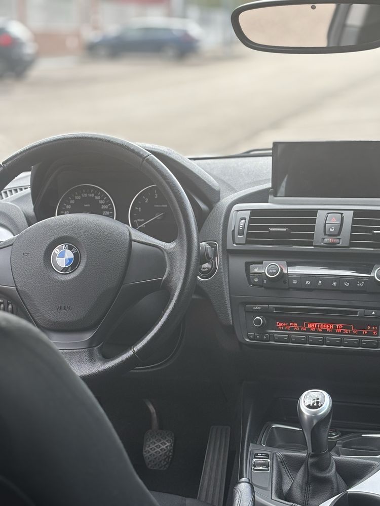 BMW série 1 114 i em exelente estado