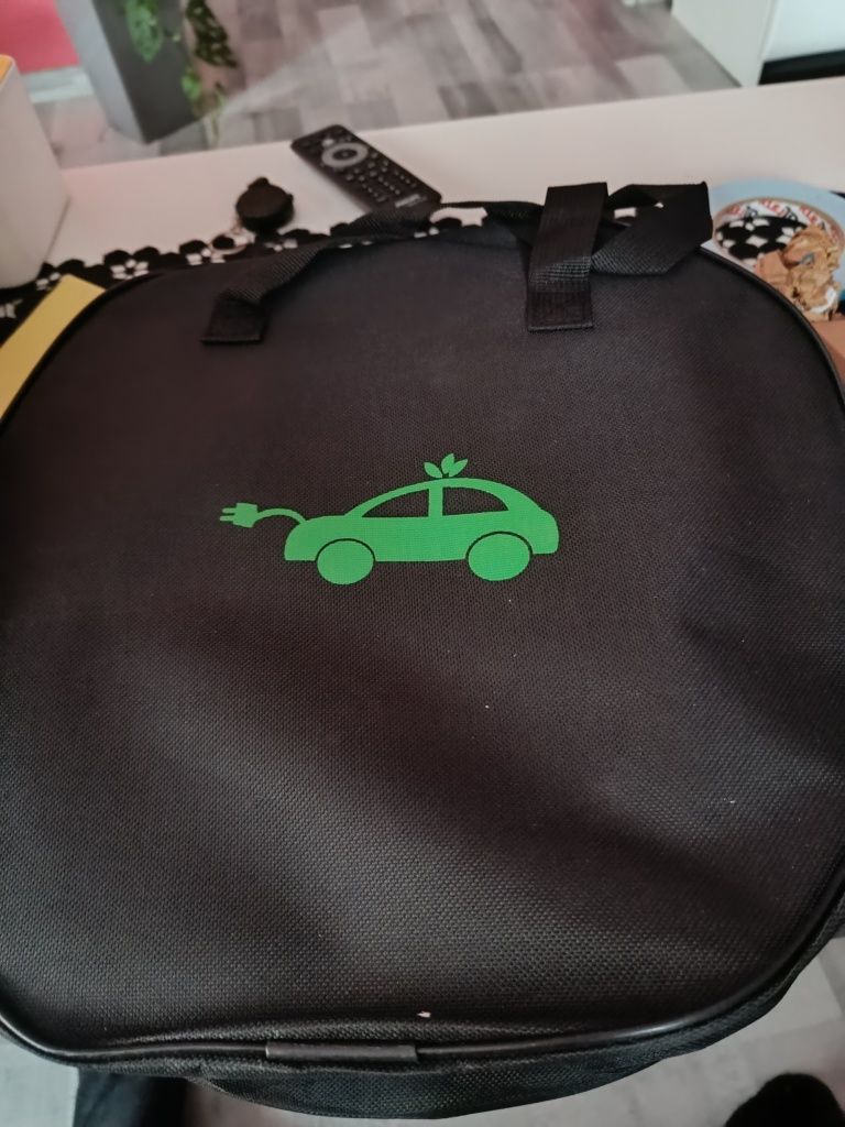 Kabel ładujący do samochodów elektrycznych