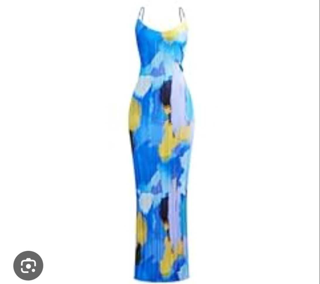Vestido a estrear com alguma elastecidade . Tamanho M