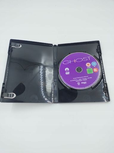 film ghost 2013 resleeve (uwierz w ducha) płyta dvd opis romantyczny