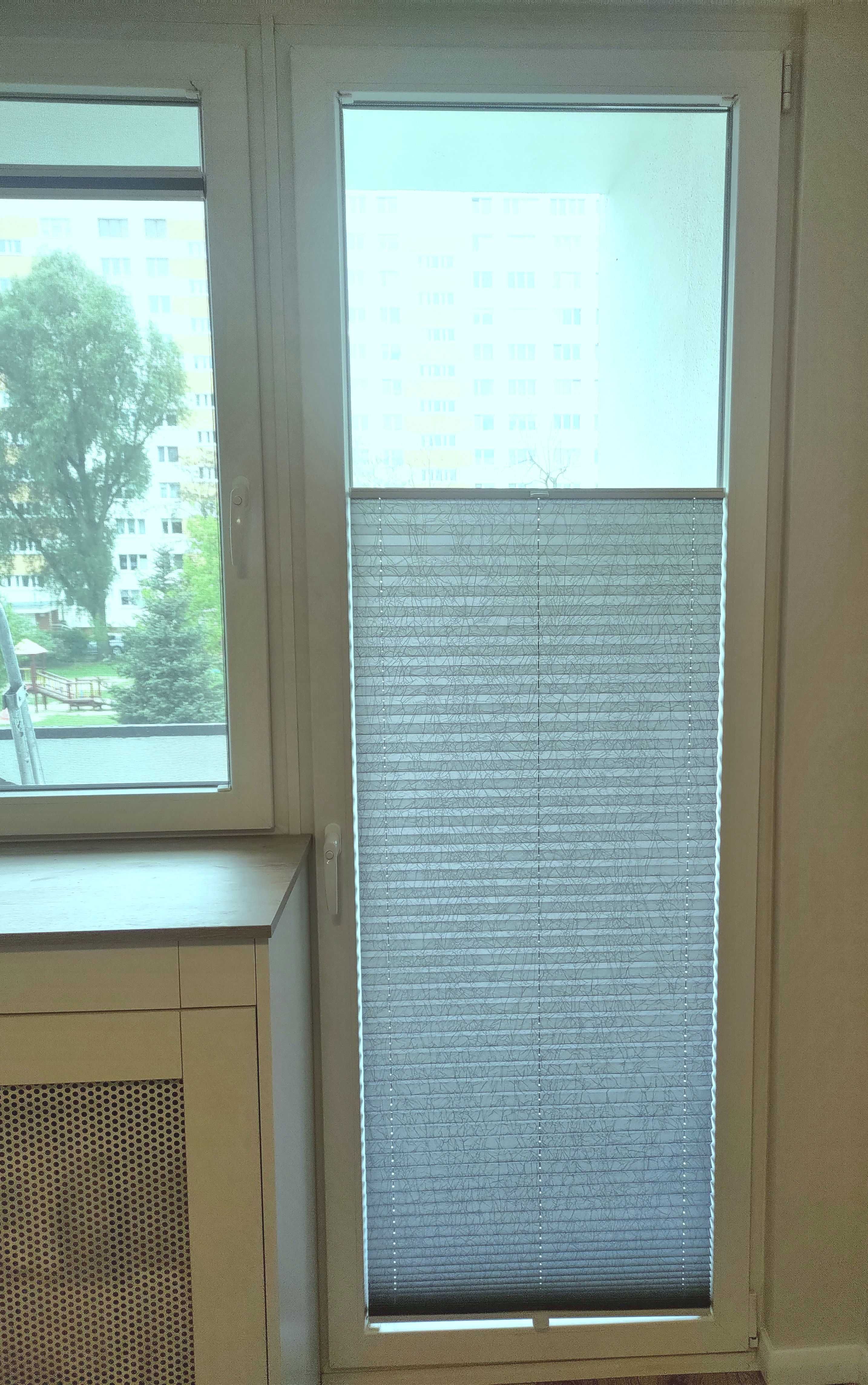 Rolety, żaluzje plisowane szare (używane) stan bardzo dobry z minusem.