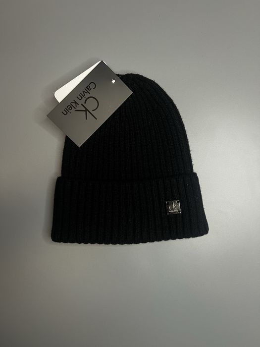 Шапка-біні Calvin Klein чорна