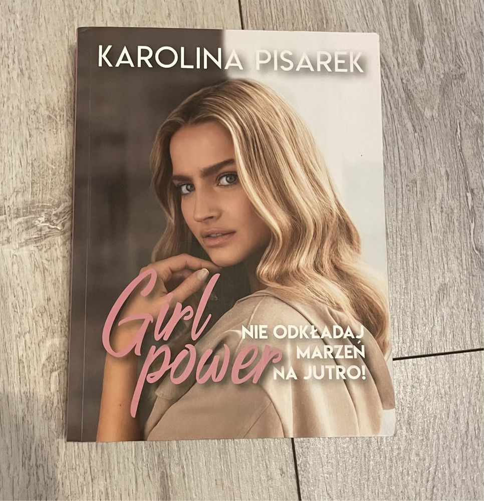 Karolina Pisarek Girl Power