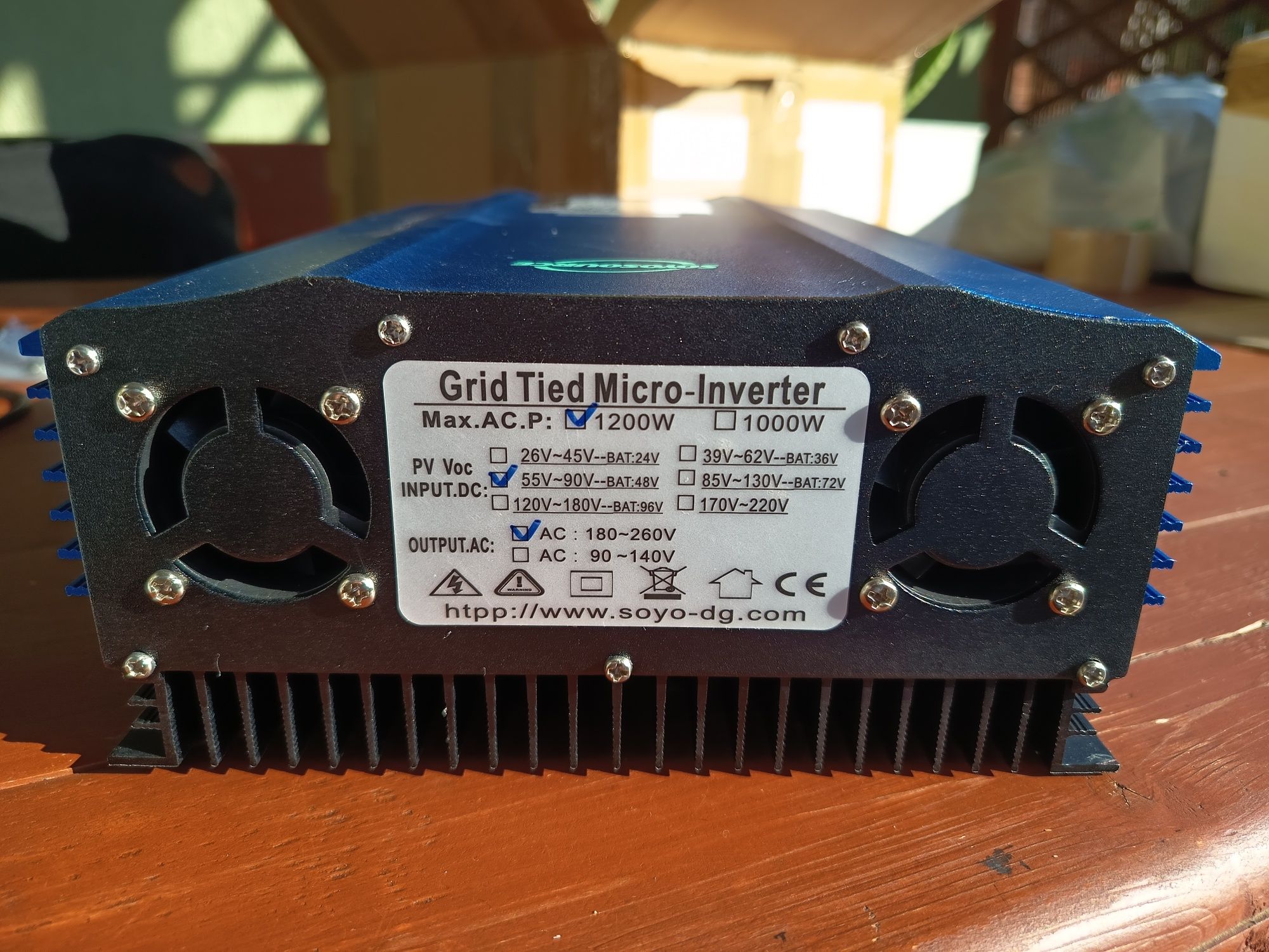 Inwerter solarny SoyoSource 1000W / 1200W Grid Tie WiFi