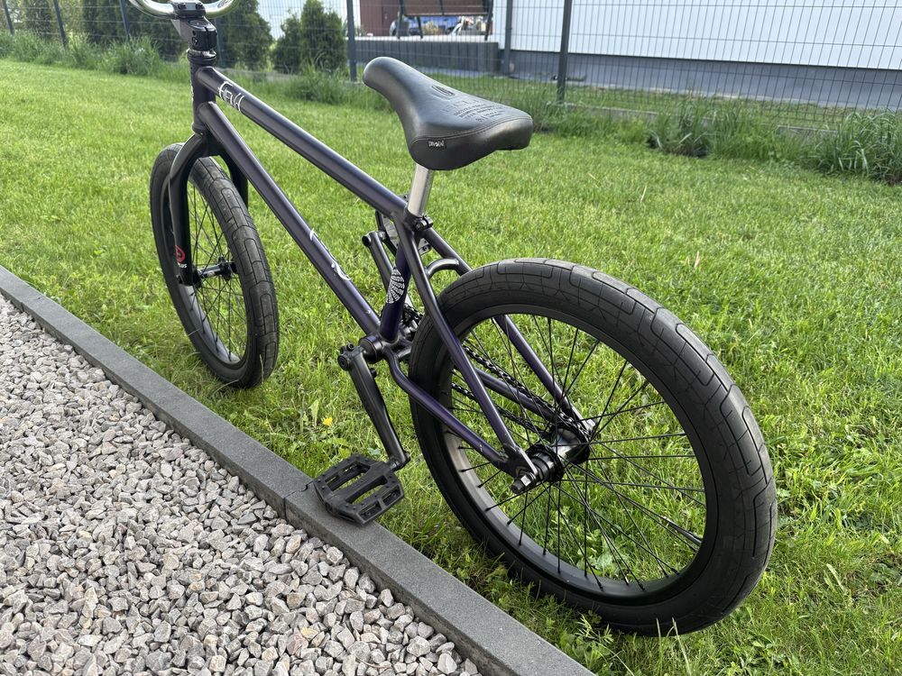 BMX Fiend Varanyak V2 20,25" Fioletowy Jak Nowy