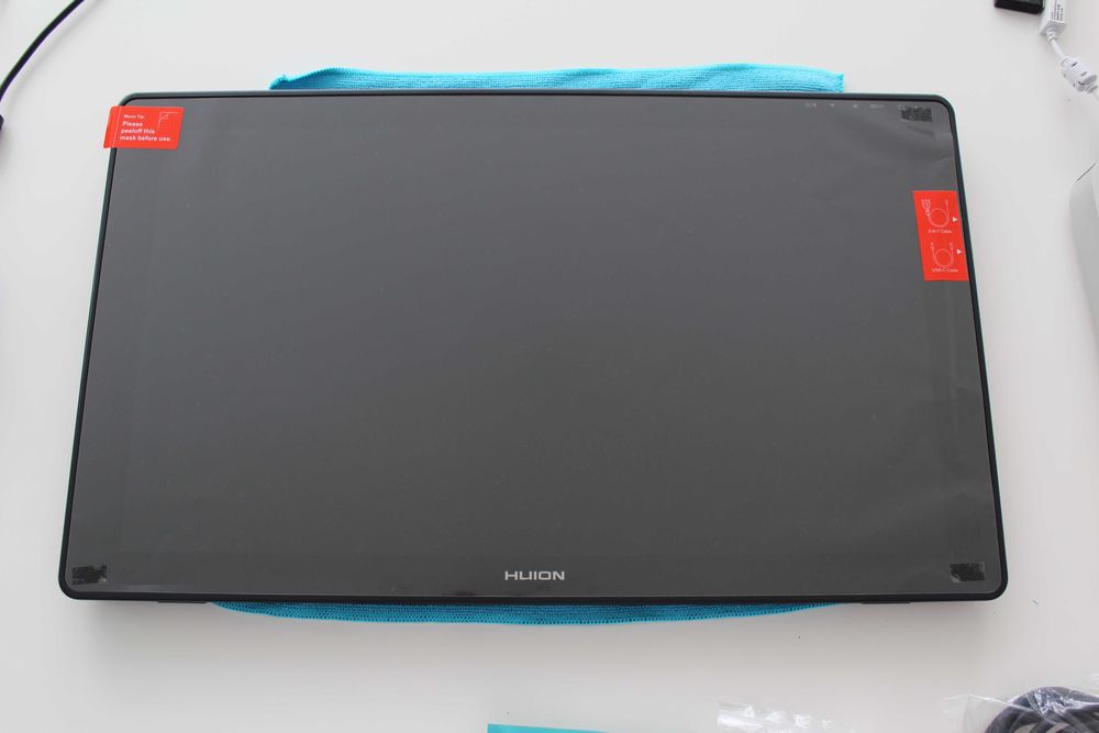 HUION KAMVAS 22 PLUS Графічний монітор