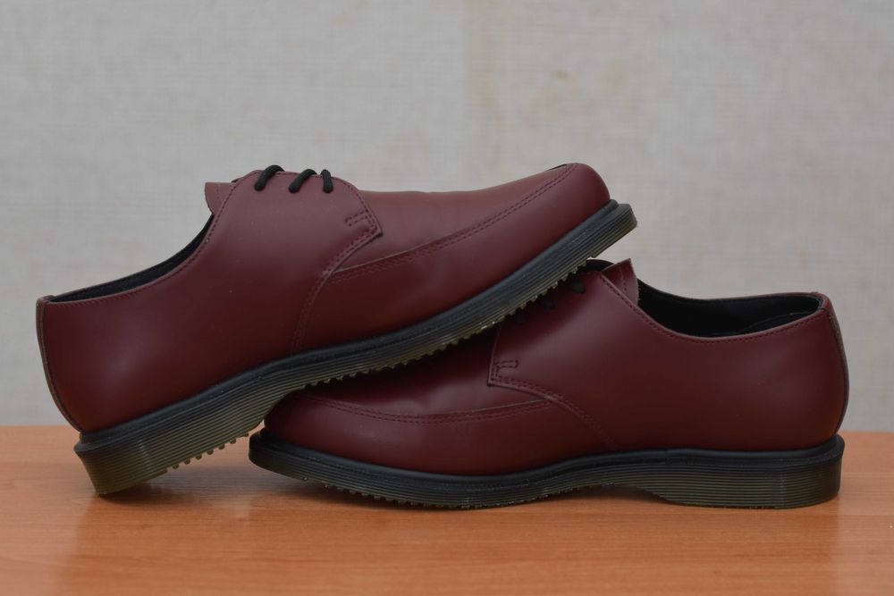 41 розмір. Чоловічі туфлі Dr.Martens. Натуральна шкіра. Оригінал