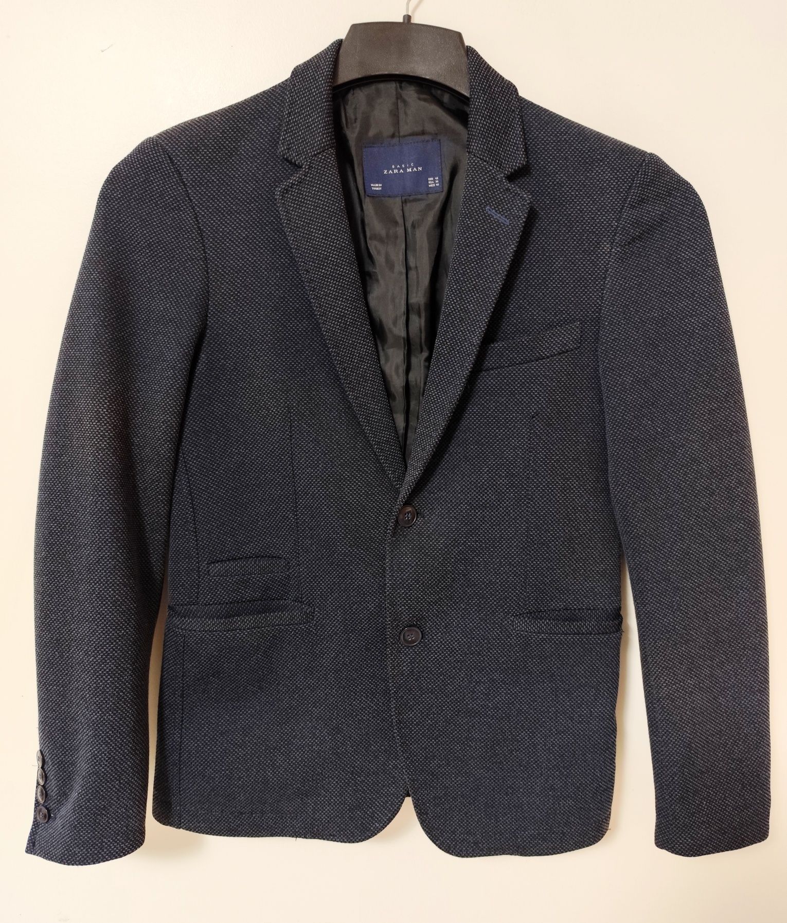 Blazer azul escuro para Homem marca Zara (Tam. S)