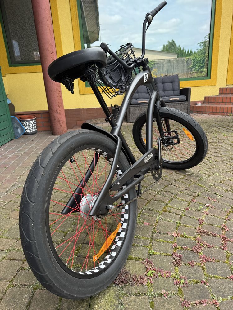 Electra Straight 8 8i cruiser