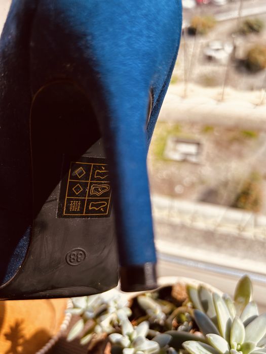 PF, veja as fotos e leia a descrição. Obrigada