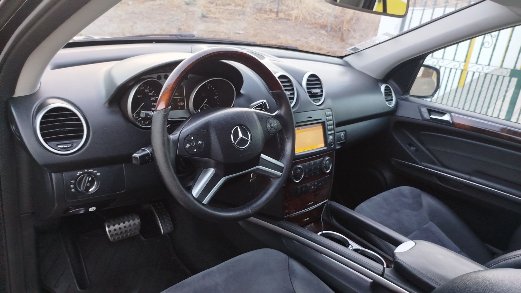 Vendo ou troco Mercedes ML 420