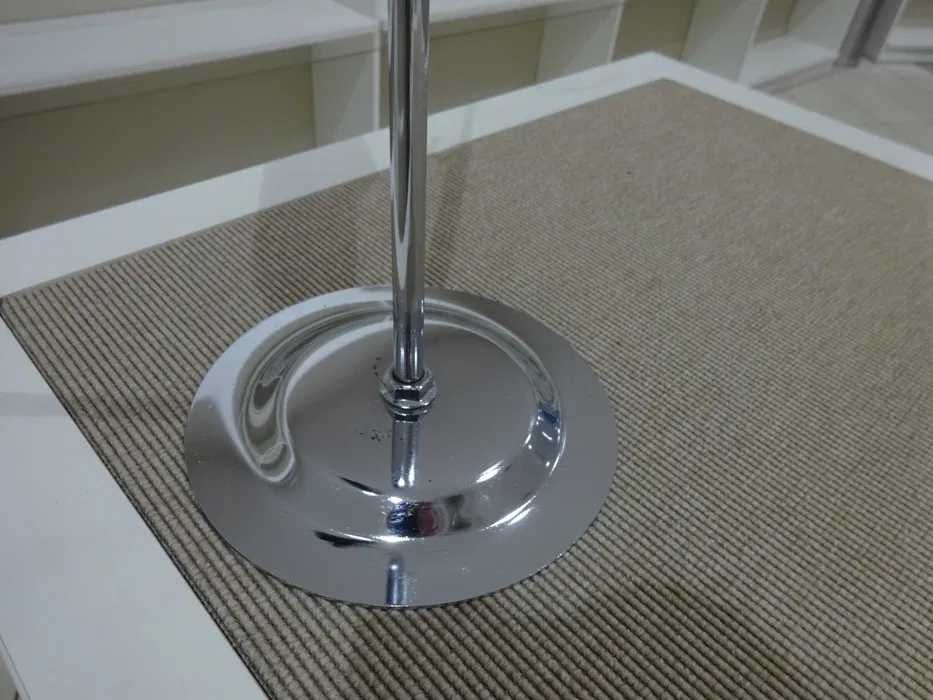 wieszak ekspozytor stojak do sklepu na torebki wieszaki metalowy
