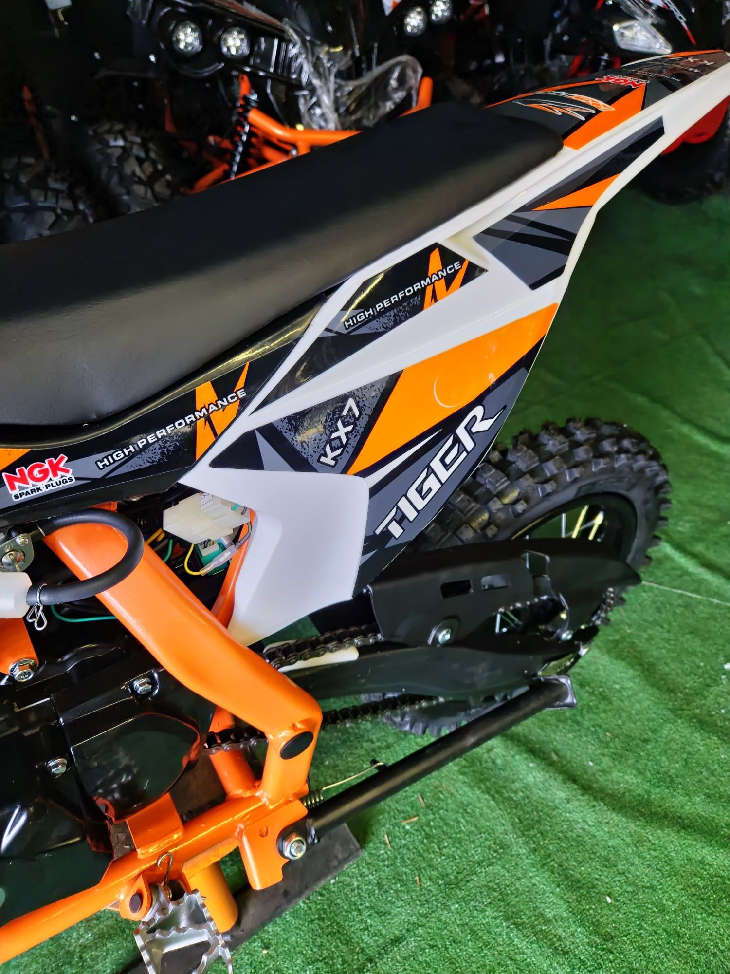 Новинка! Піт-Байк  KXD PRO KX7 125 СС посилена рама.