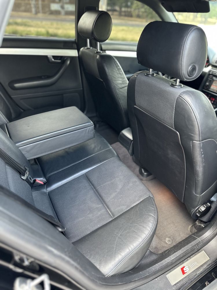AUDI A4 B6 2.5D 2004