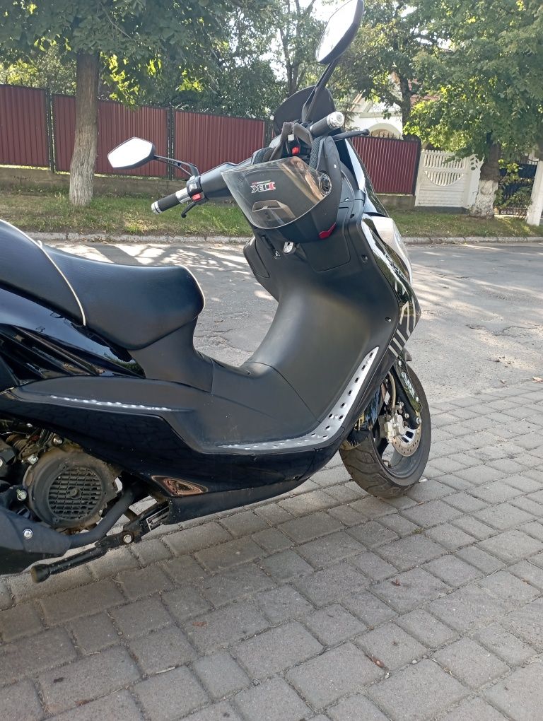 Скутер SPARK SP150S 150cc R13 1689км пробіг