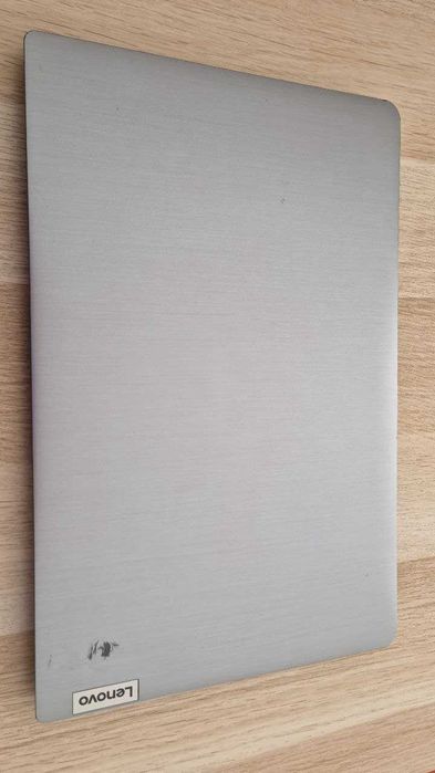 Lenovo IdeaPad 3