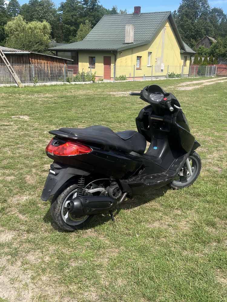 Piaggio x7 125.