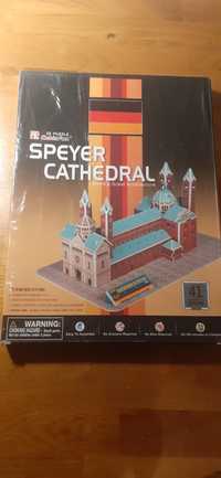 prezent katedra puzzle