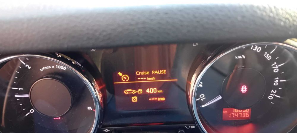 Peugeot 3008 1.6 HDI 110 cv