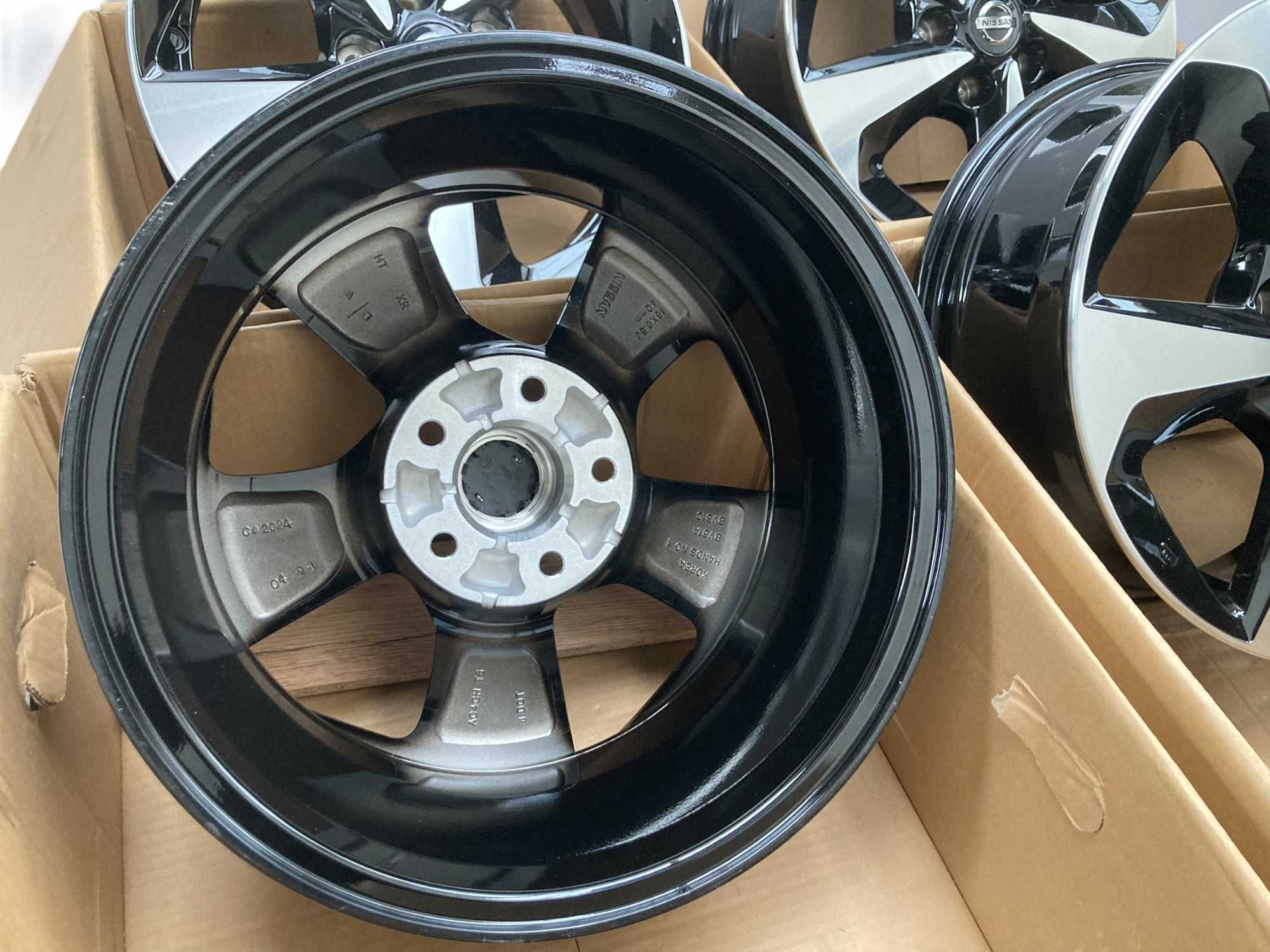 Felgi ALUMINIOWE 16 Nissan Juke Leaf Maxima Pulsar Qashqai XTrail NOWE