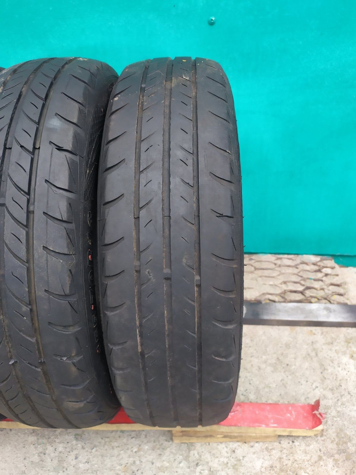 Літні шини 155/70Р13,за всі 2500грн