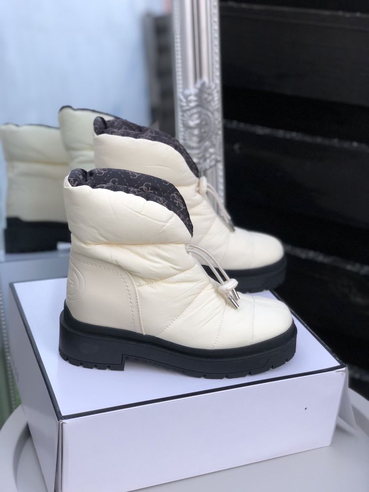Осінні жіночі черевики чоботи шкіряні Karl Lagerfeld Guess