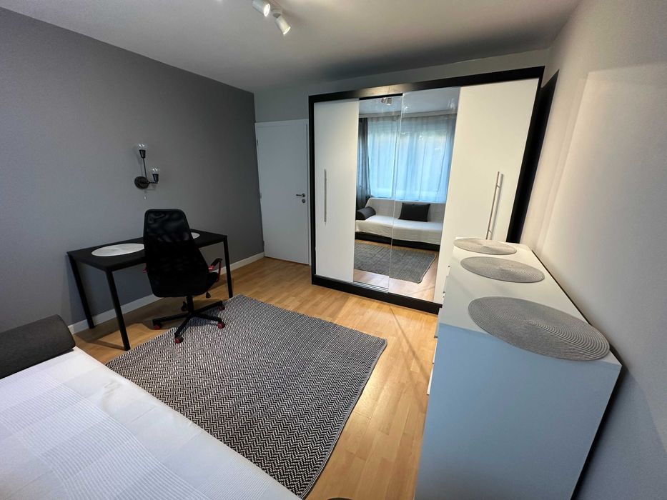 Piękne mieszkanie 4 pokoje Borek Fałecki /4 bed rooms apartment to let