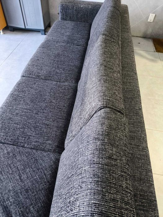 Sofá em "L" em excelente estado