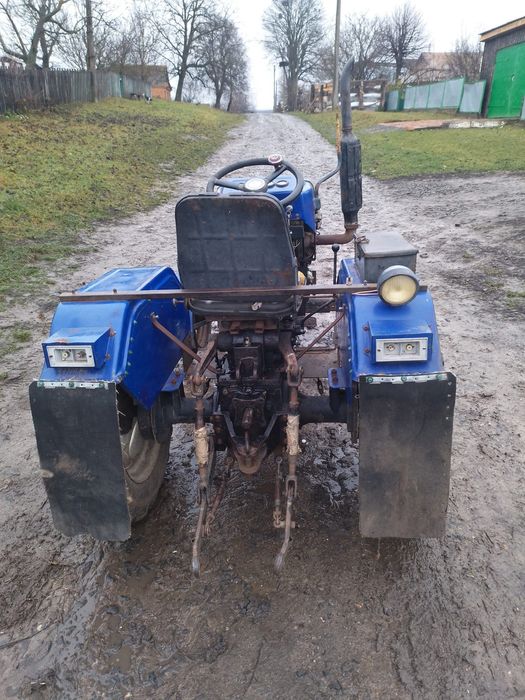 Продам трактор на ходу