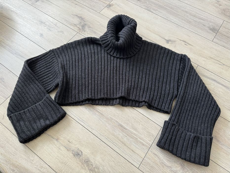 Кофта фешеніста светер