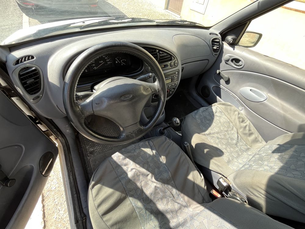 Ford Fiest Van 1.8D 1997