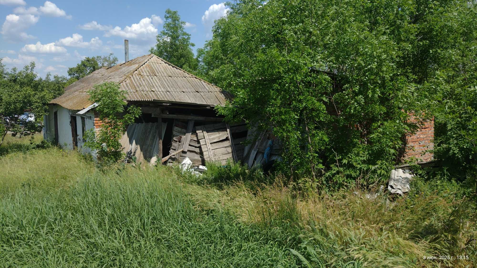Продам земельну ділянку з житловим будинком, потребує рем.с. Соколівка