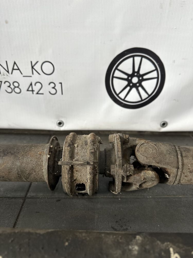 Кардан задній Toyota Hiace 2.4 2.5 1995-2006 р.